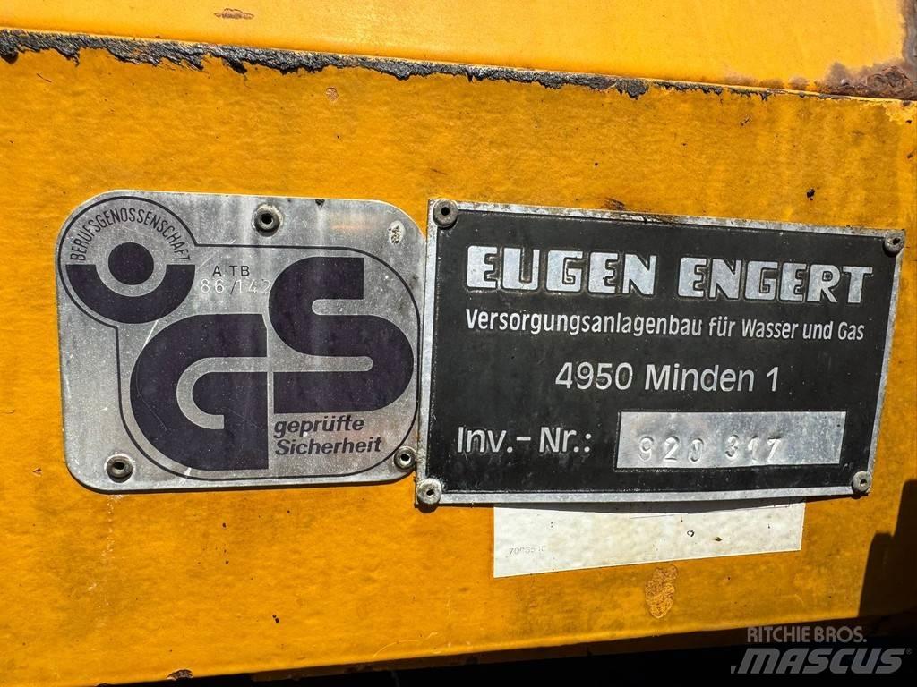 Liebherr A900C Ekskavatori uz riteņiem