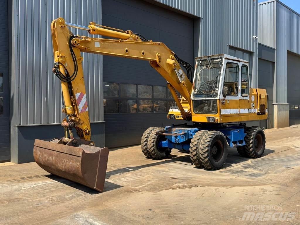 Liebherr A900C Ekskavatori uz riteņiem