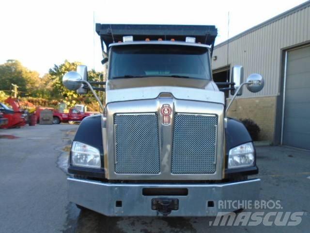 Kenworth T 880 Pašizgāzējs