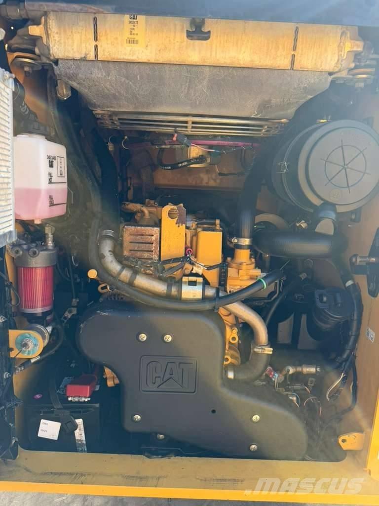 CAT 279 D3 Lietoti riteņu kompaktiekrāvēji