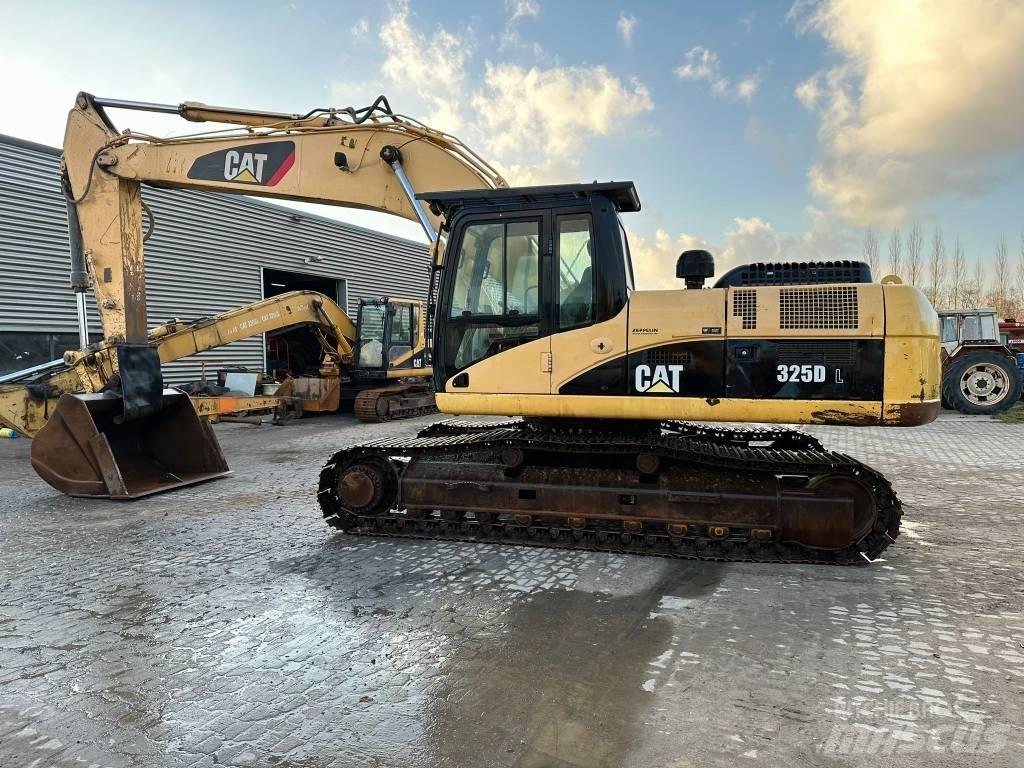 CAT 325DL Kāpurķēžu ekskavatori