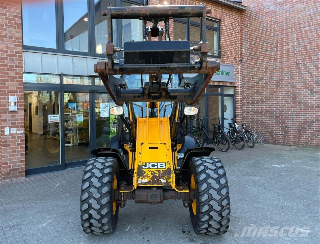 JCB 409 Iekrāvēji uz riteņiem