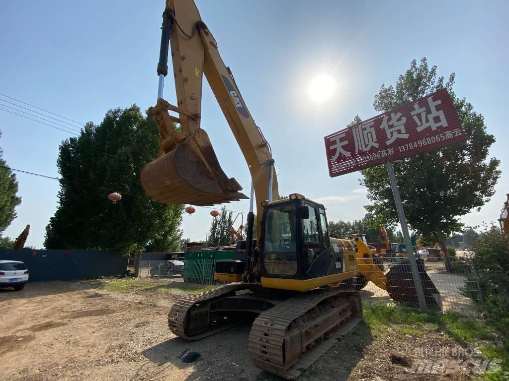 CAT 324D Kāpurķēžu ekskavatori