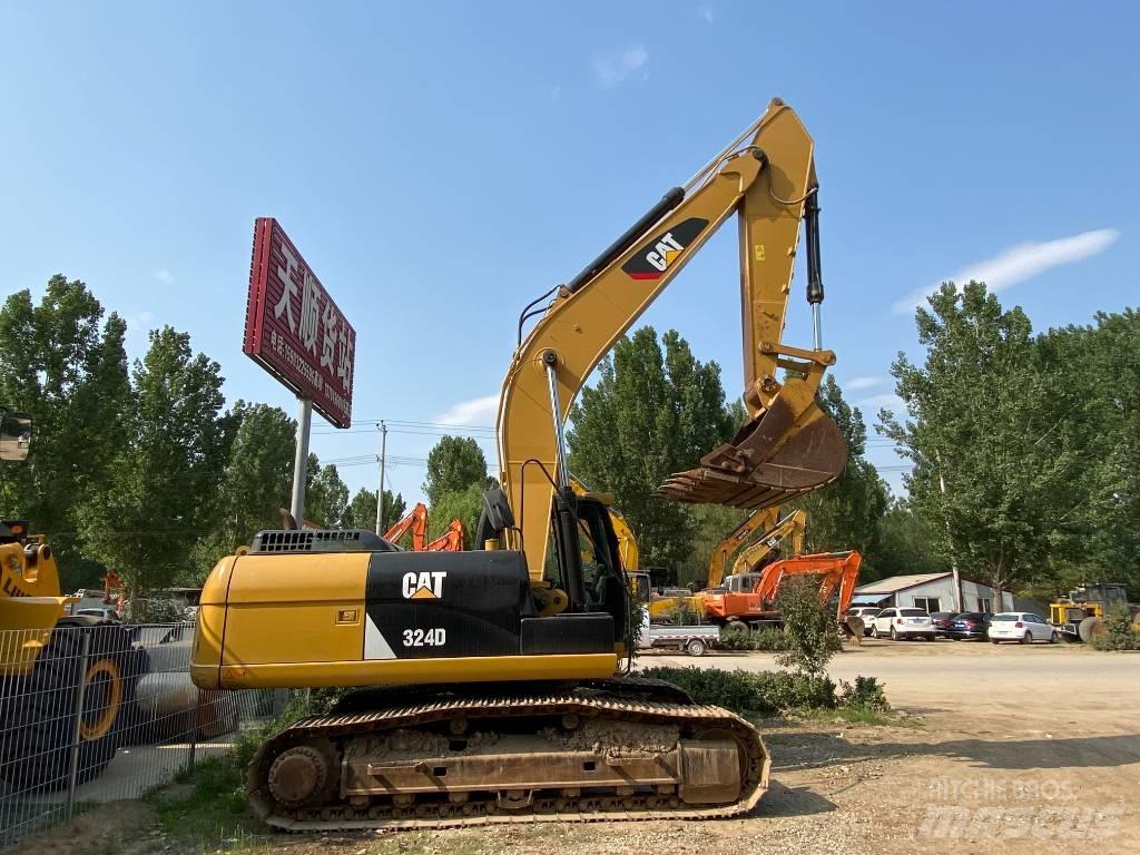 CAT 324D Kāpurķēžu ekskavatori