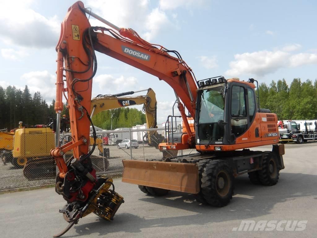 Doosan DX 160 W Ekskavatori uz riteņiem