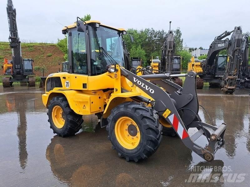 Volvo L 35 G Iekrāvēji uz riteņiem