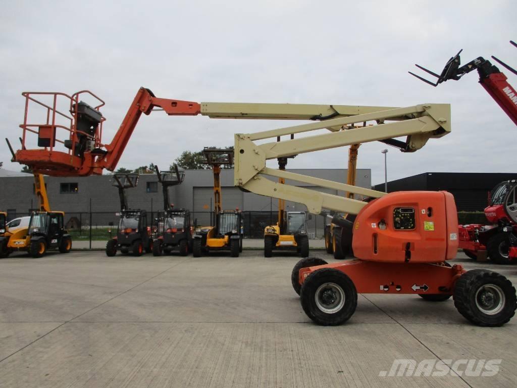 JLG 510 AJ (390) Kompakts pacēlājs ar rotējošu strēli