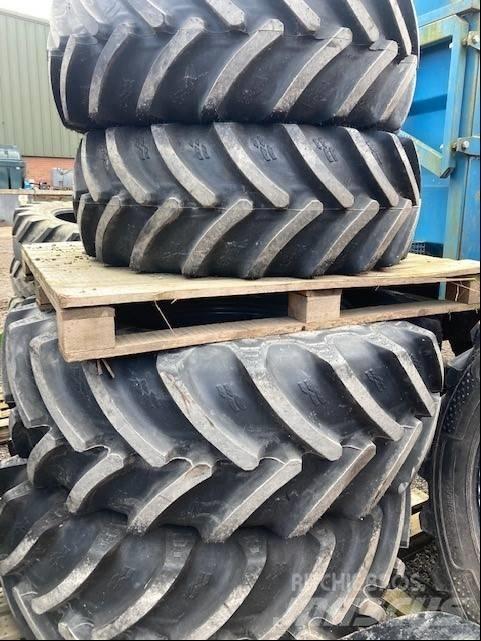 Mitas SET OF TYRES Riepas, riteņi un diski