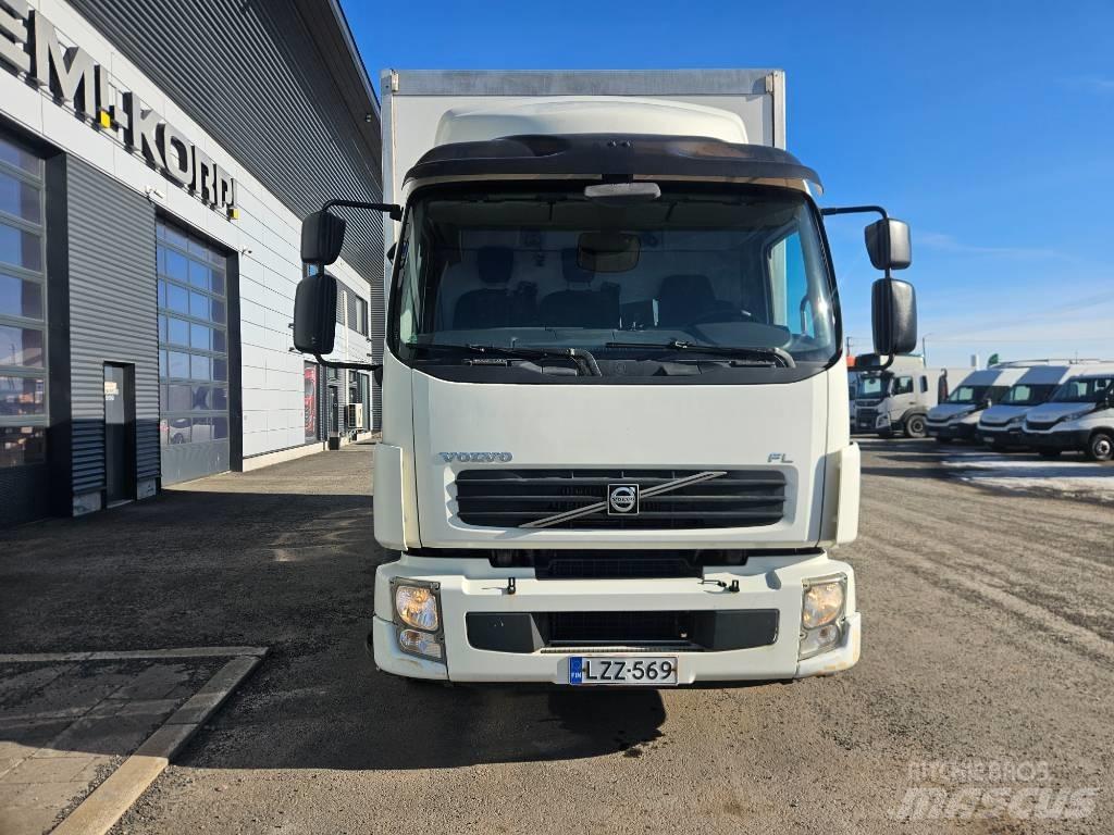 Volvo FL6 Furgons