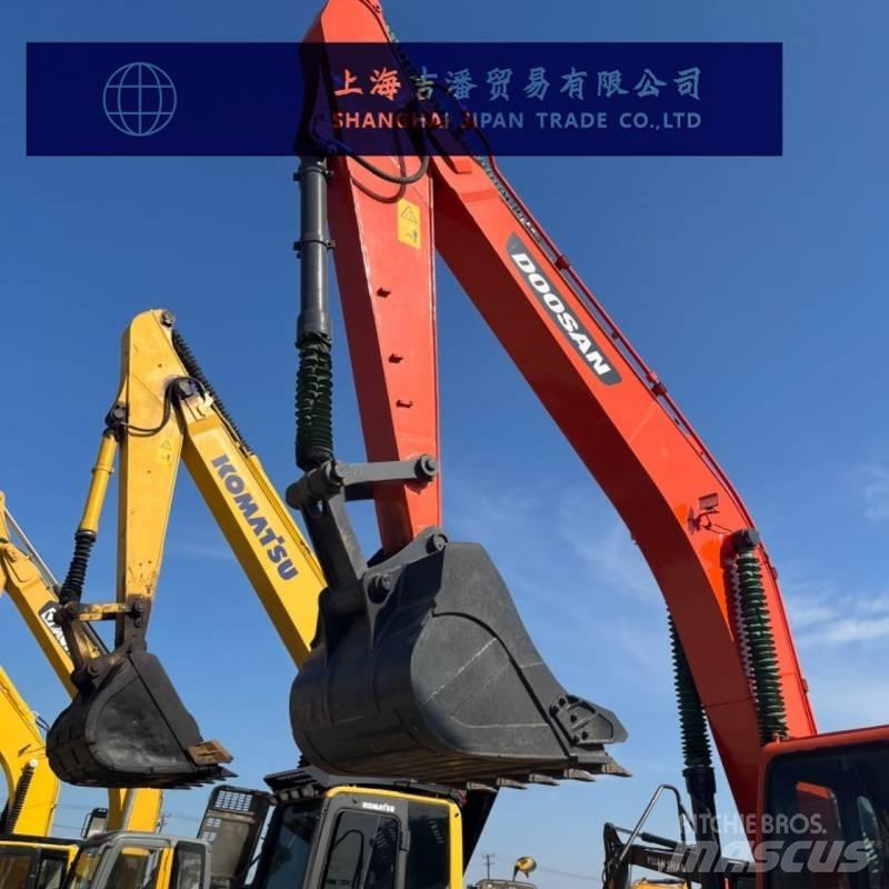Doosan DX 300 Kāpurķēžu ekskavatori