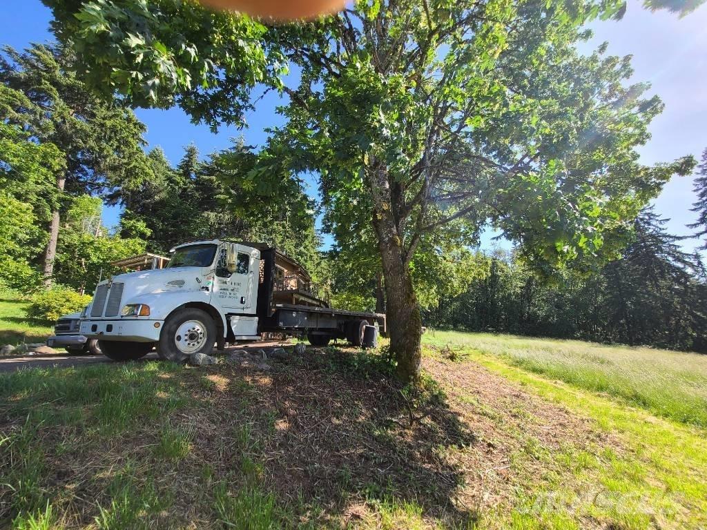 Kenworth T 300 Platformas/izkraušana no sāniem