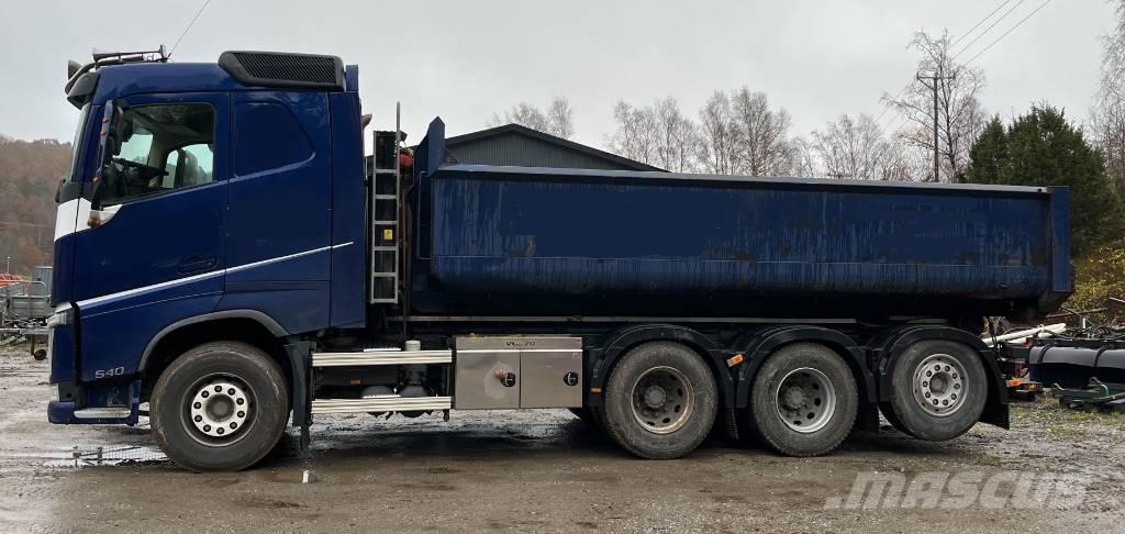 Volvo FH 12 Treileri ar āķi