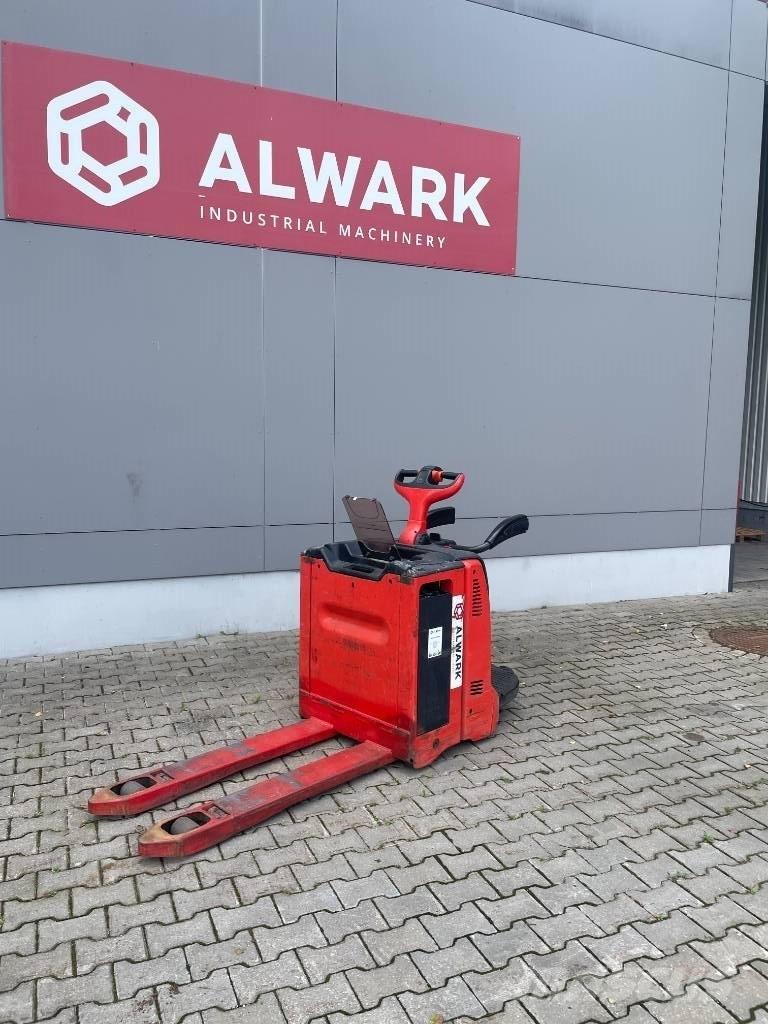 Linde T 20 Rati palešu pārvadāšanai