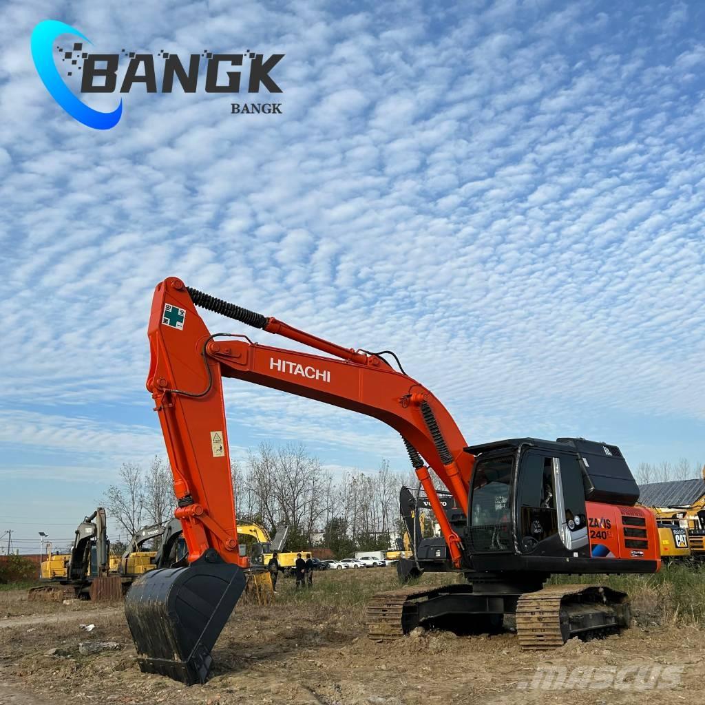 Kobelco SK75 Kāpurķēžu ekskavatori