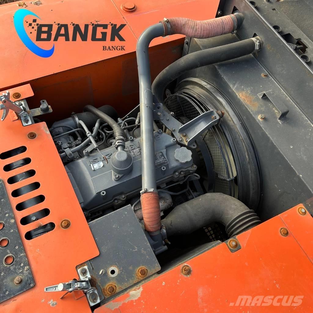 Kobelco SK75 Kāpurķēžu ekskavatori