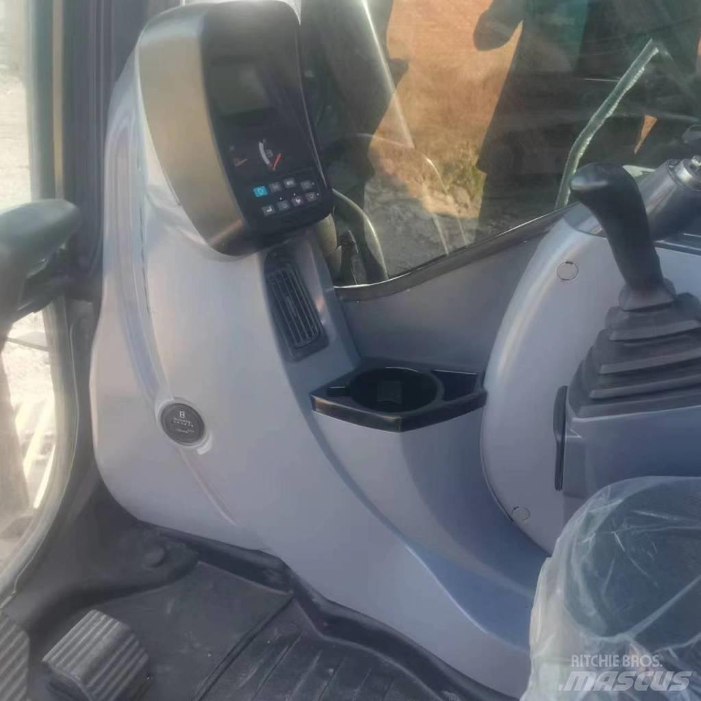Kobelco 200 Kāpurķēžu ekskavatori