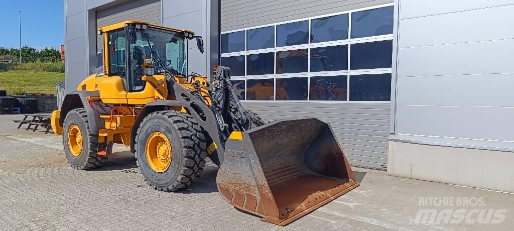 Volvo L 90 H Iekrāvēji uz riteņiem