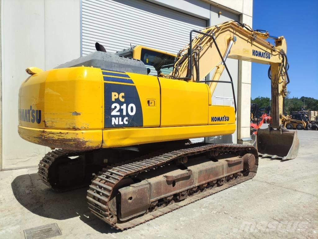 Komatsu PC 210 NLC-8 Kāpurķēžu ekskavatori