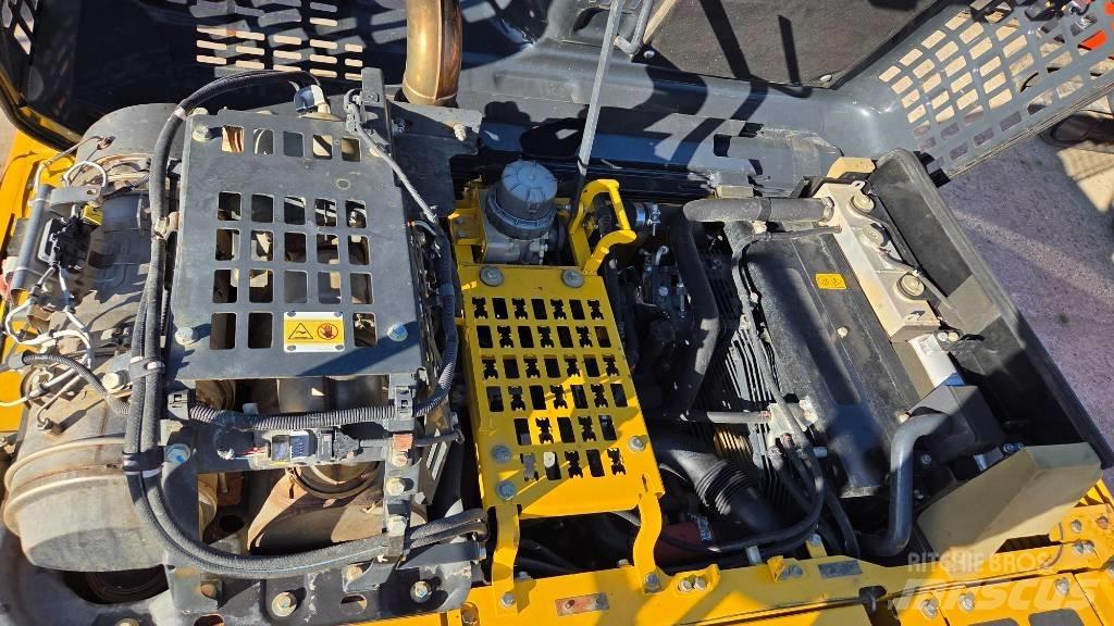 Komatsu PC 210 Kāpurķēžu ekskavatori