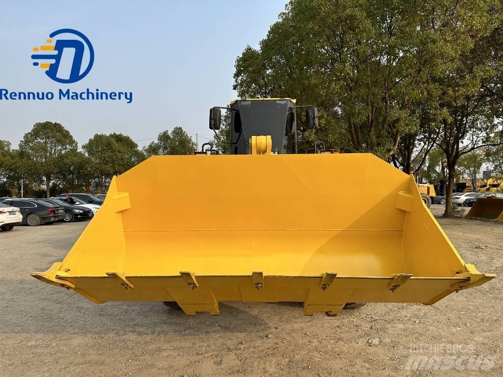 Komatsu WA380 Iekrāvēji uz riteņiem