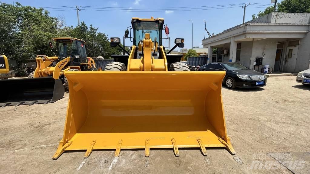 SDLG LG 956 L Iekrāvēji uz riteņiem