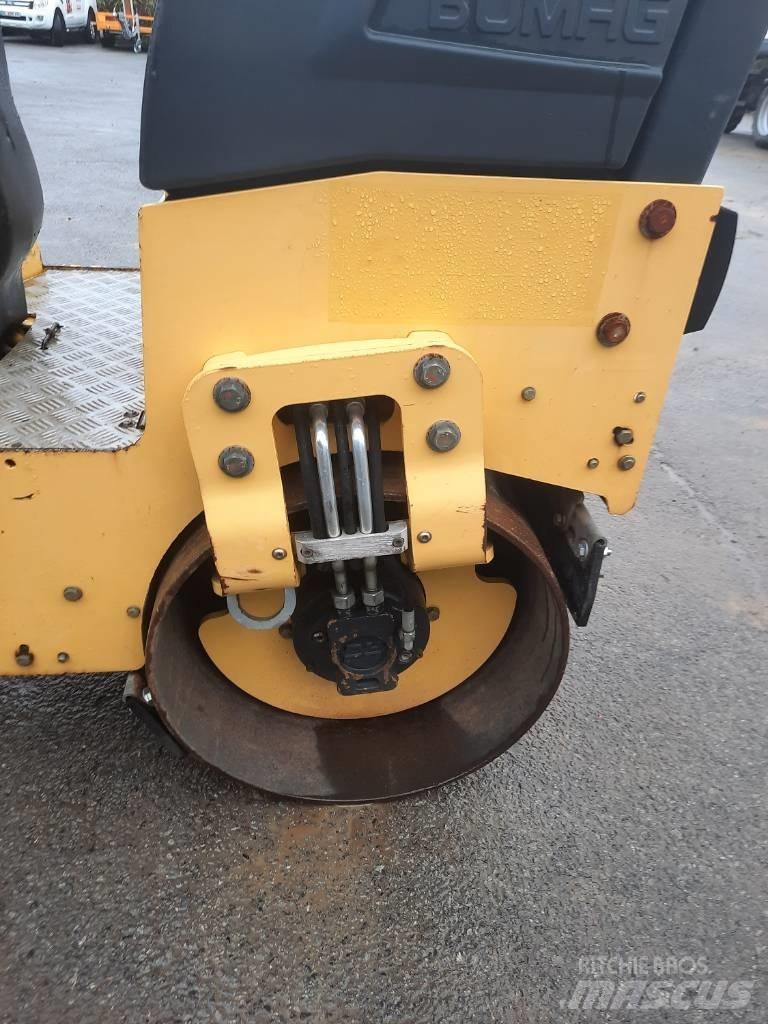 Bomag BW 90 AD-5 Divvalču grunts veltņi
