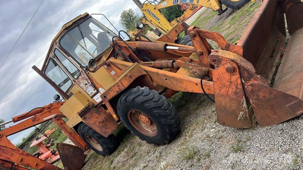 Schaeff SKB 800 Šasija un piekare