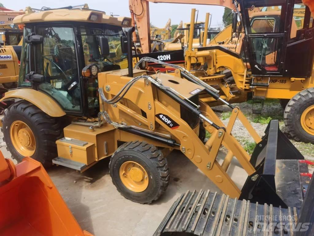 CAT 420 f2 Ekskavatori-iekrāvēji