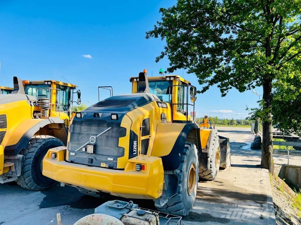 Volvo L 220 H Iekrāvēji uz riteņiem