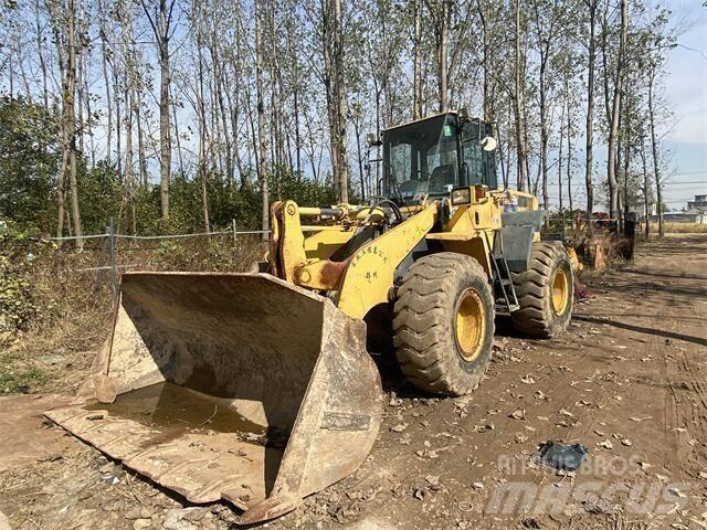 Komatsu WA320-5 Ekskavatori-iekrāvēji