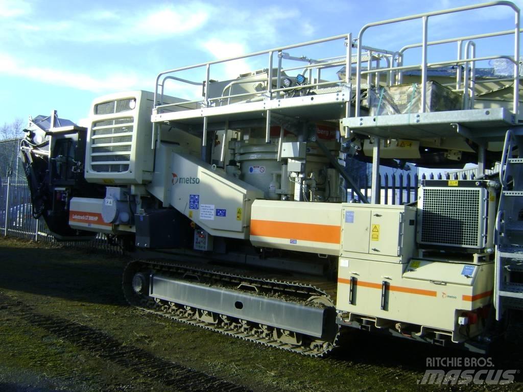 Metso LT 300 HP Mobilie drupinātāji