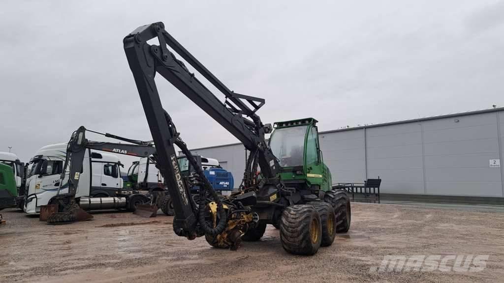John Deere 1070 D Harvesteri