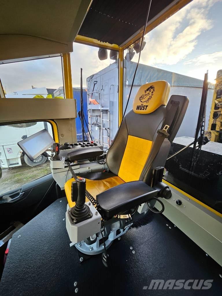  Wust SMC812 Koksnes šķeldotāji