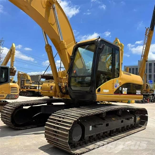 CAT 325 CL Kāpurķēžu ekskavatori