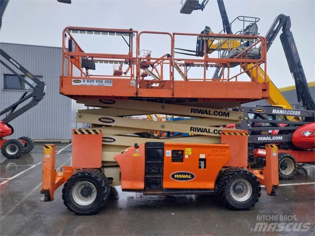 JLG 4394RT Šķerveida pacēlāji