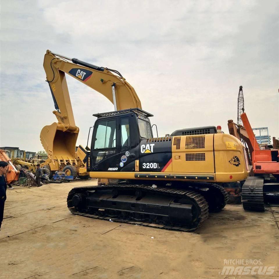 CAT 320D Kāpurķēžu ekskavatori
