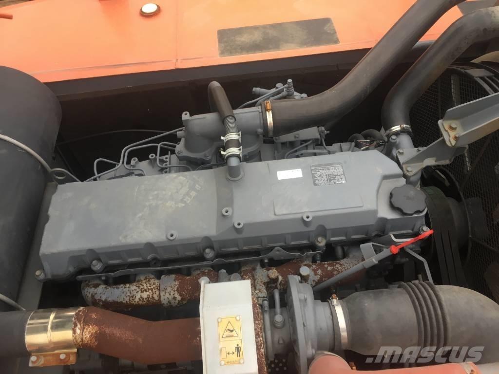 Hitachi ZX 350 Kāpurķēžu ekskavatori