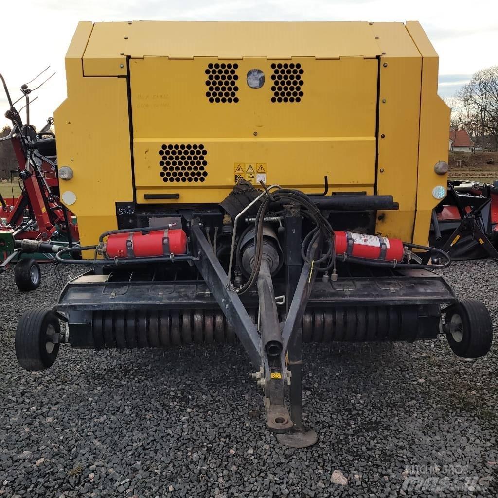 New Holland BR 6090 Rituļu preses