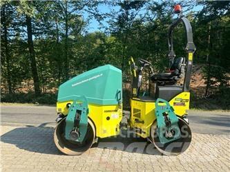 Ammann ARX 26.1 Divvalču grunts veltņi