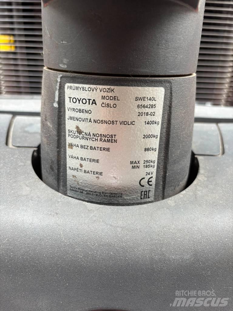 Toyota SWE140L Pašgājēji krautnētāji