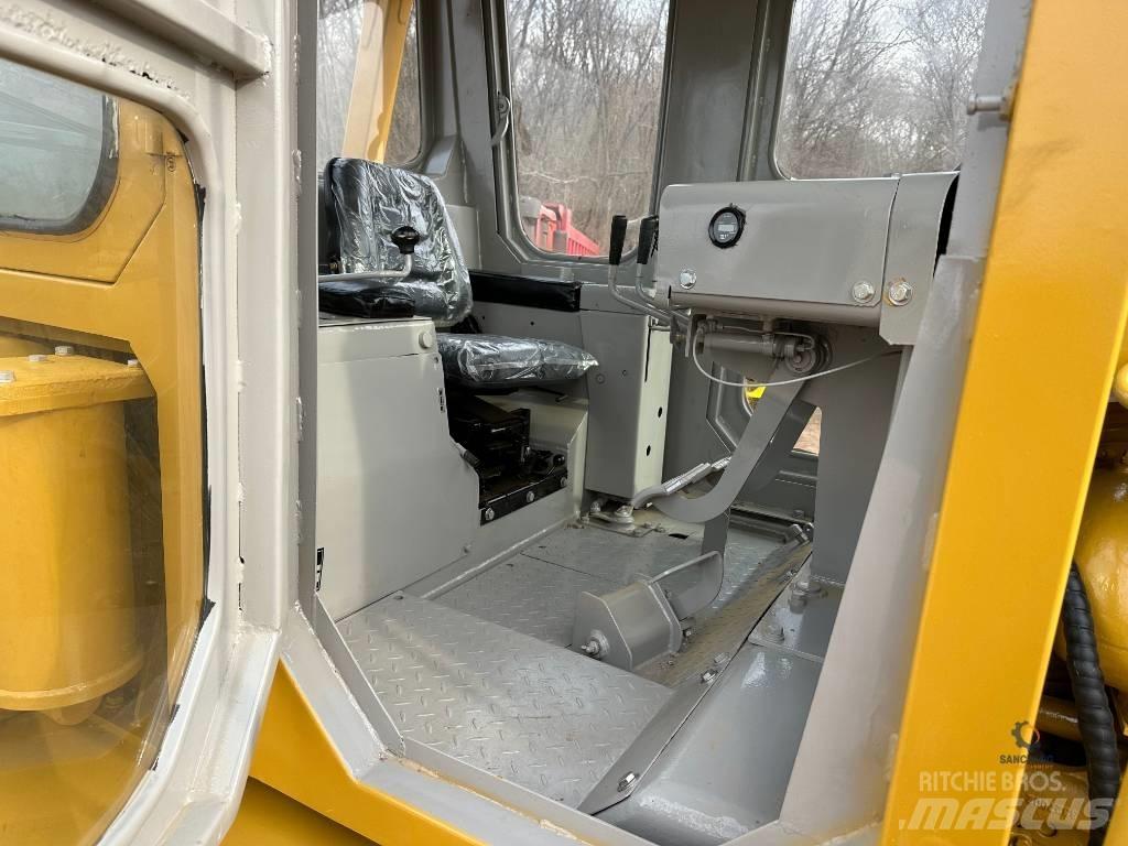 CAT D 7 G Kāpurķēžu buldozeri