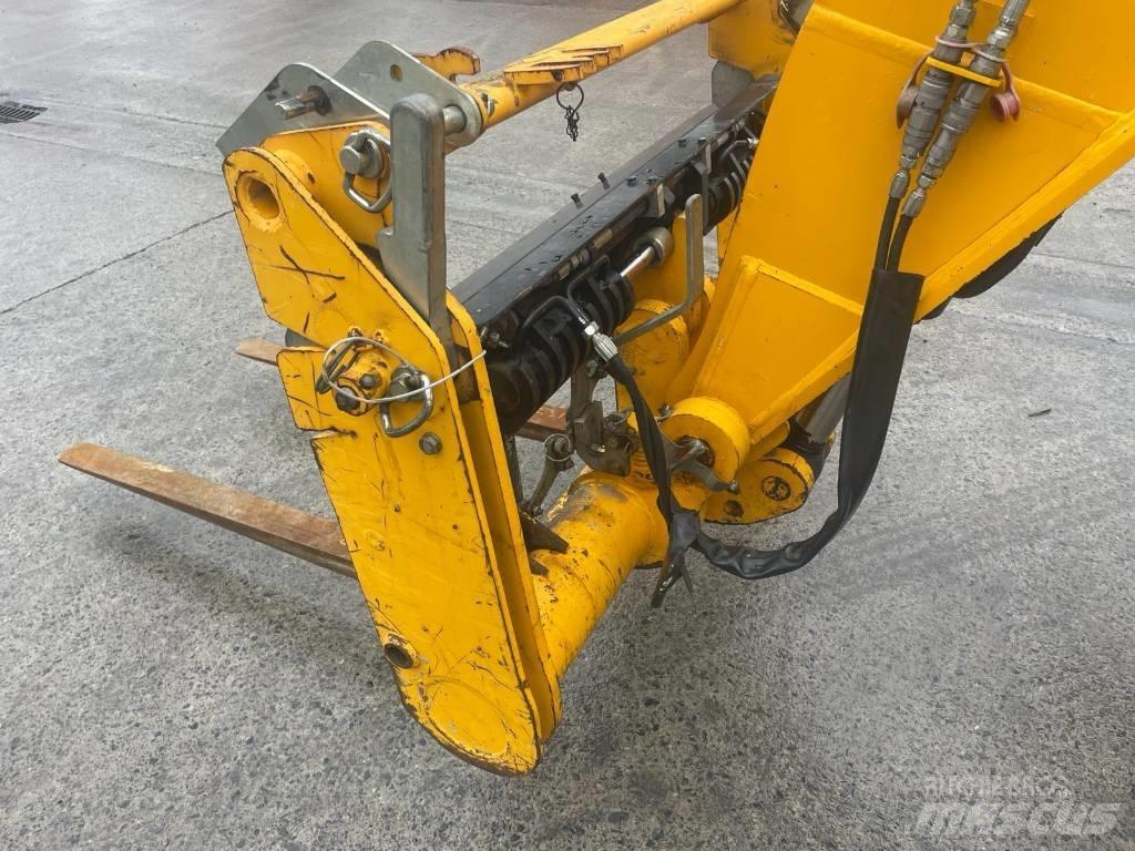 JCB 540-140 Teleskopiskie manipulatori