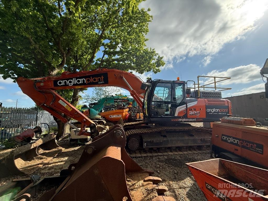 Hitachi ZX 300 LC-7 Kāpurķēžu ekskavatori