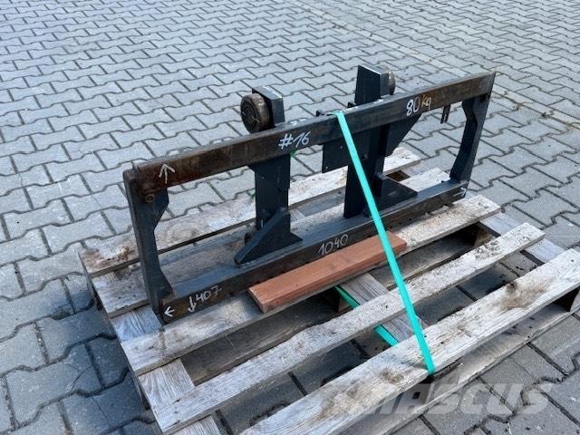Volvo USED PARTS Dakšas