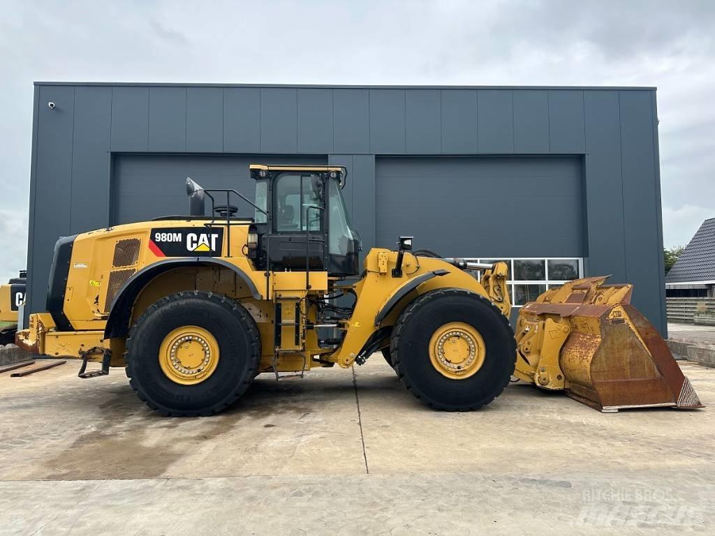CAT 980 M Iekrāvēji uz riteņiem