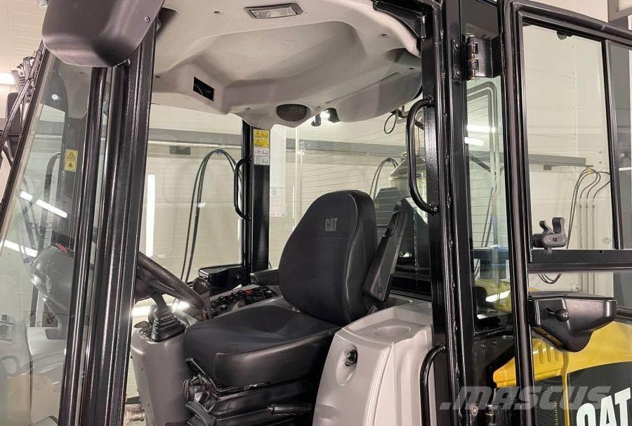 CAT 906 H 2 Iekrāvēji uz riteņiem