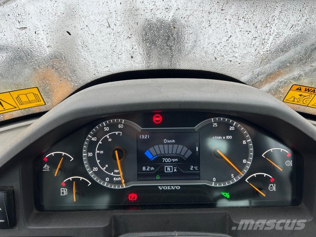 Volvo L 60 H Iekrāvēji uz riteņiem