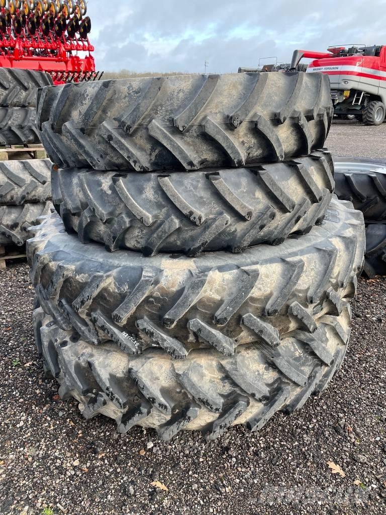 Mitas SET OF WHEELS Riepas, riteņi un diski