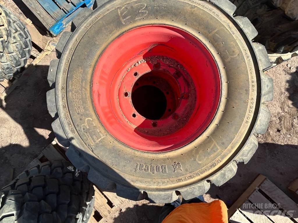 Bobcat 12x16.5 Tires Riepas, riteņi un diski