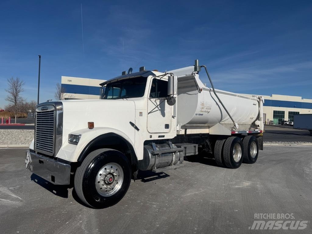 Freightliner FL 120 Pašizgāzējs